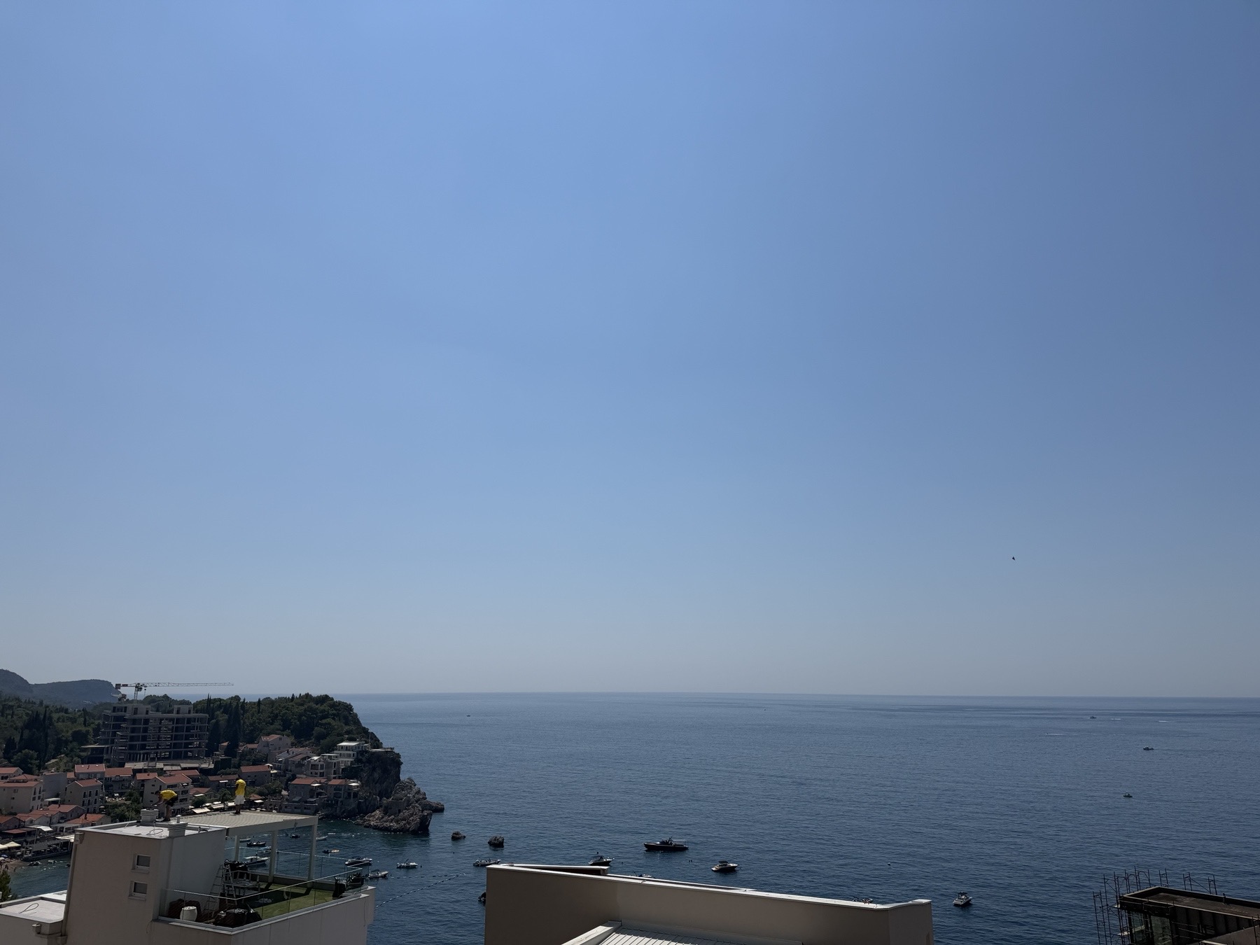 Pogled na Pržno i more